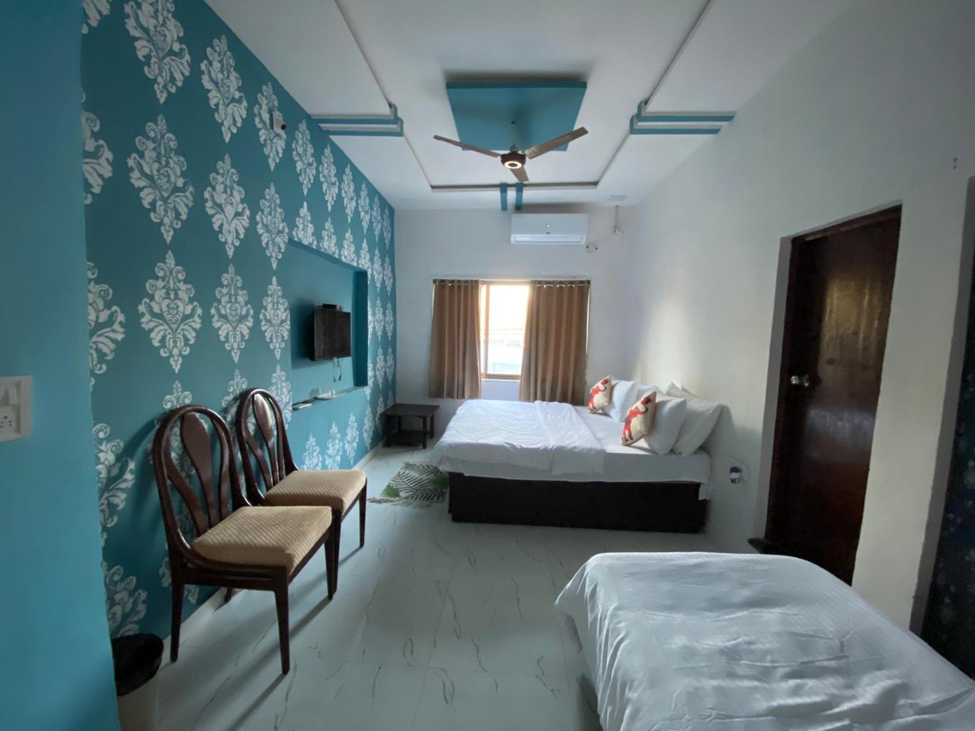 Rudraksha Inn マウント・アブ エクステリア 写真
